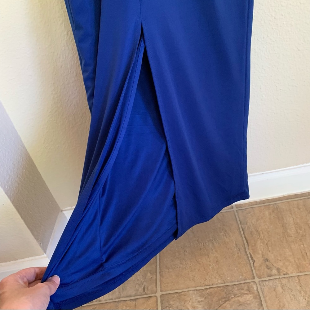 Venus Ruched Off Shoulder Gown - Picture 5 of 15